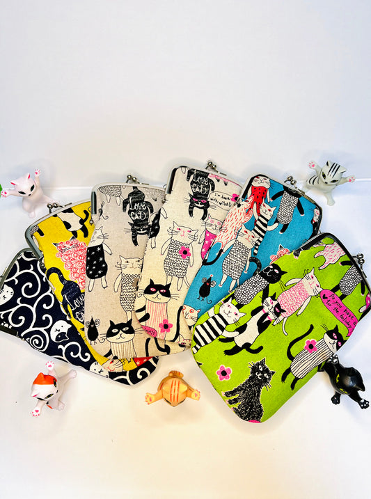 kiss lock eyeglass case neko cats